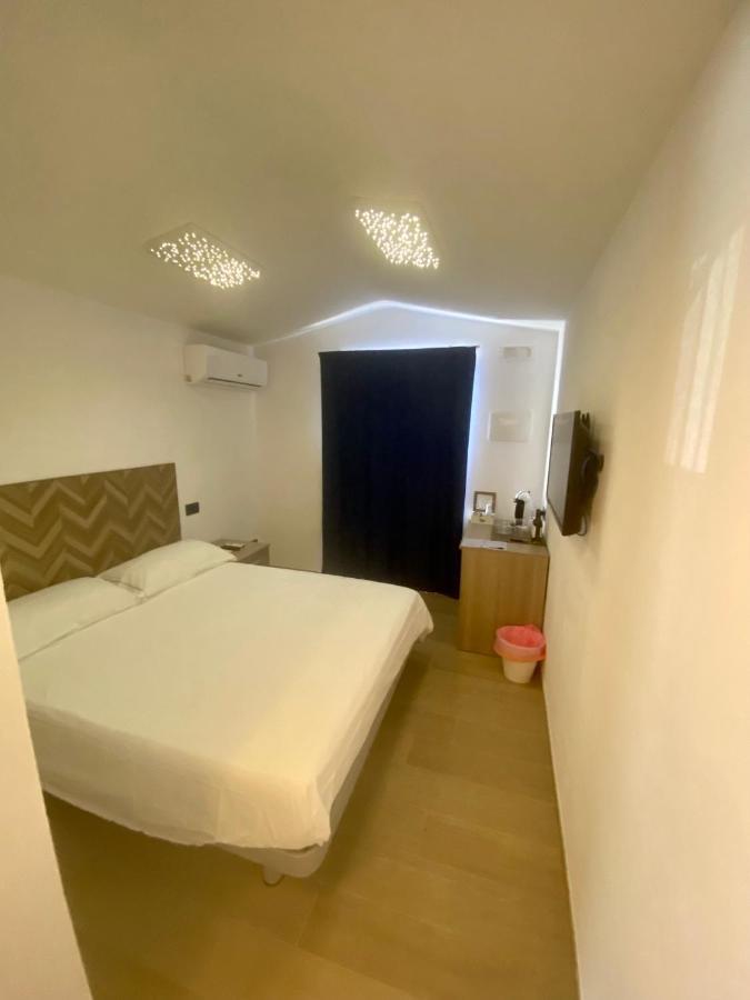 Marina Bay Suites Peschici Ngoại thất bức ảnh
